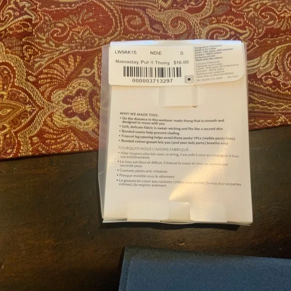 Lululemon Namastay Put II thong, size 2/4, BNIB, msrp$16 - Picture 2 of 2